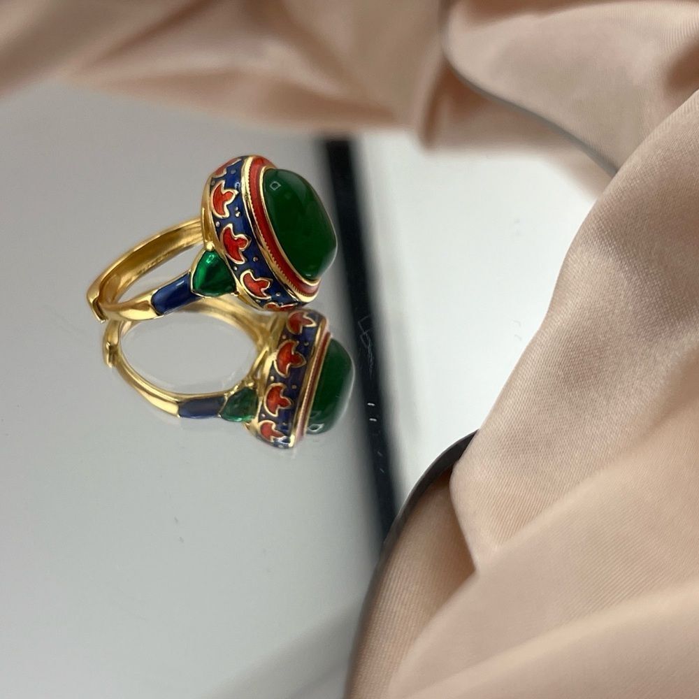 Enamel Ring with Green Stone in Oriental Style - Picture 6 of 10